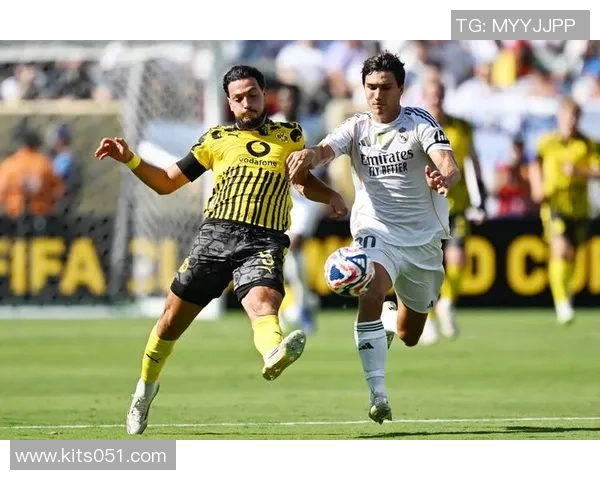 1617赛季皇马与多特激战回顾球星表现与战术分析