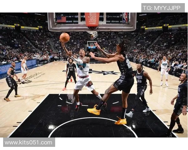 2013年NBA季后赛马刺与灰熊激战回顾精彩瞬间与战术解析