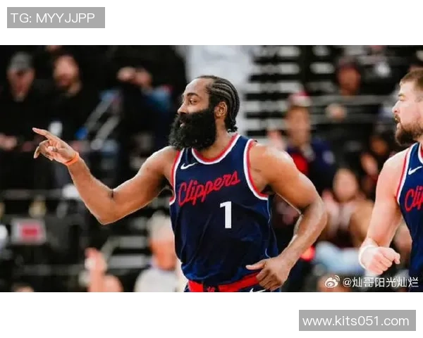 2015年NBA常规赛魔术队对阵快船队精彩回顾与赛后分析 2015年NBA常规赛魔术队对阵快船队精彩回顾与赛后分析