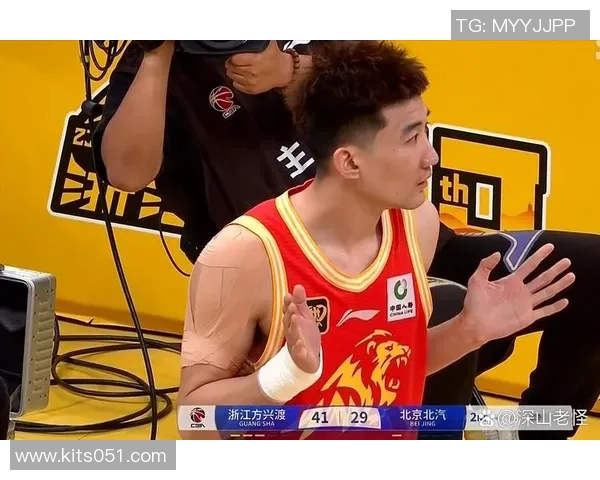 2015年CBA季后赛广东队对阵广厦队的精彩对决回顾与分析 2015年CBA季后赛广东队对阵广厦队的精彩对决回顾与分析