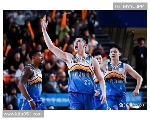 2016年CBA精彩对决上海队迎战北京队激烈角逐引发球迷热情